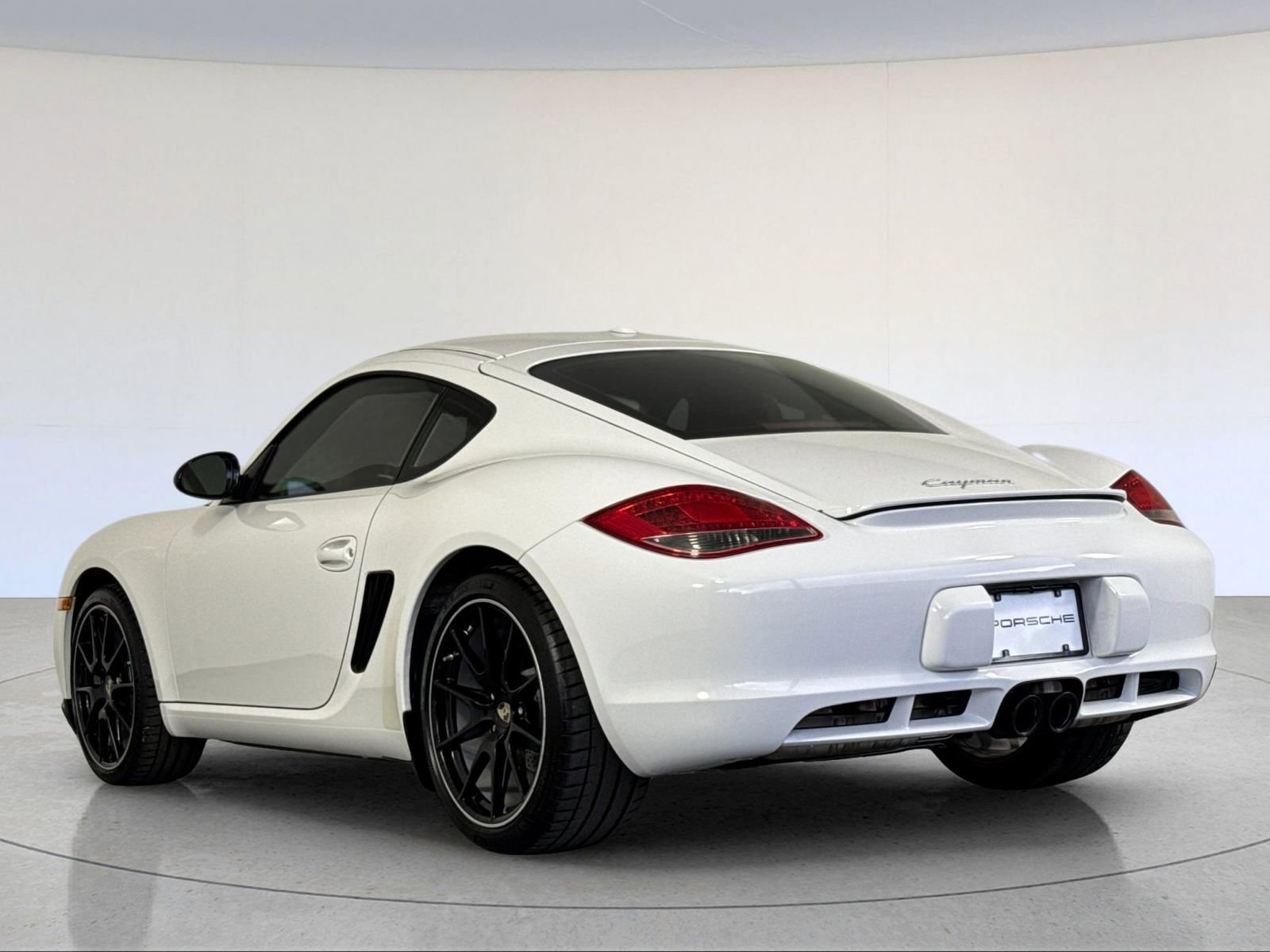 Used 2012 Porsche Cayman image 3