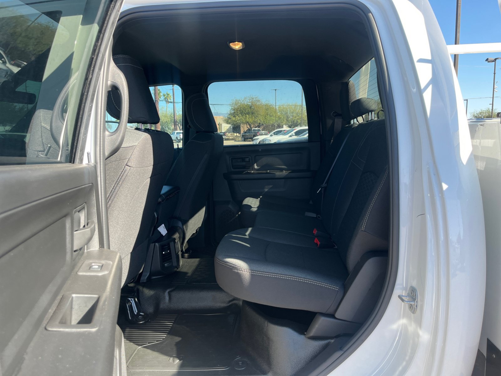 New 2026 RAM 3500 Tradesman w/ Chrome Appearance Group AWD/4WD image 17