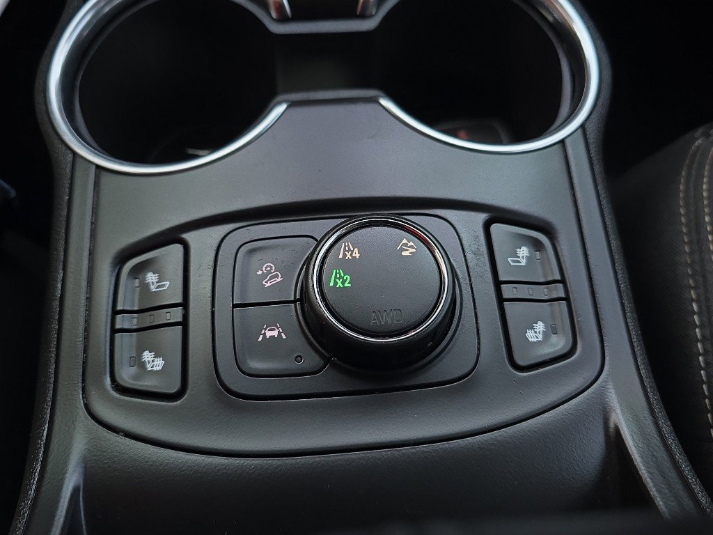 Used 2023 GMC Terrain SLE w/ Driver Convenience Package AWD/4WD image 18