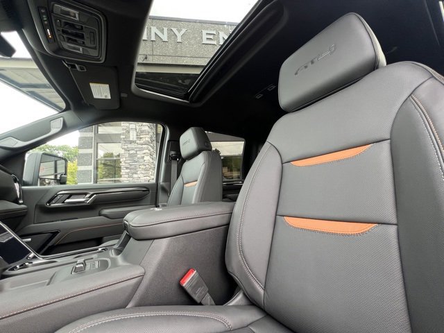 Used 2026 GMC Sierra 2500 AT4 w/ AT4 Premium Plus Package image 14
