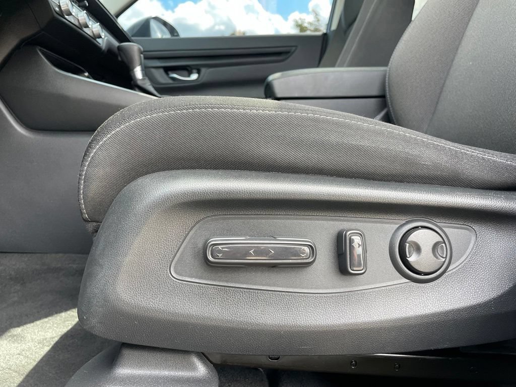 Certified 2025 Honda CR-V EX image 24