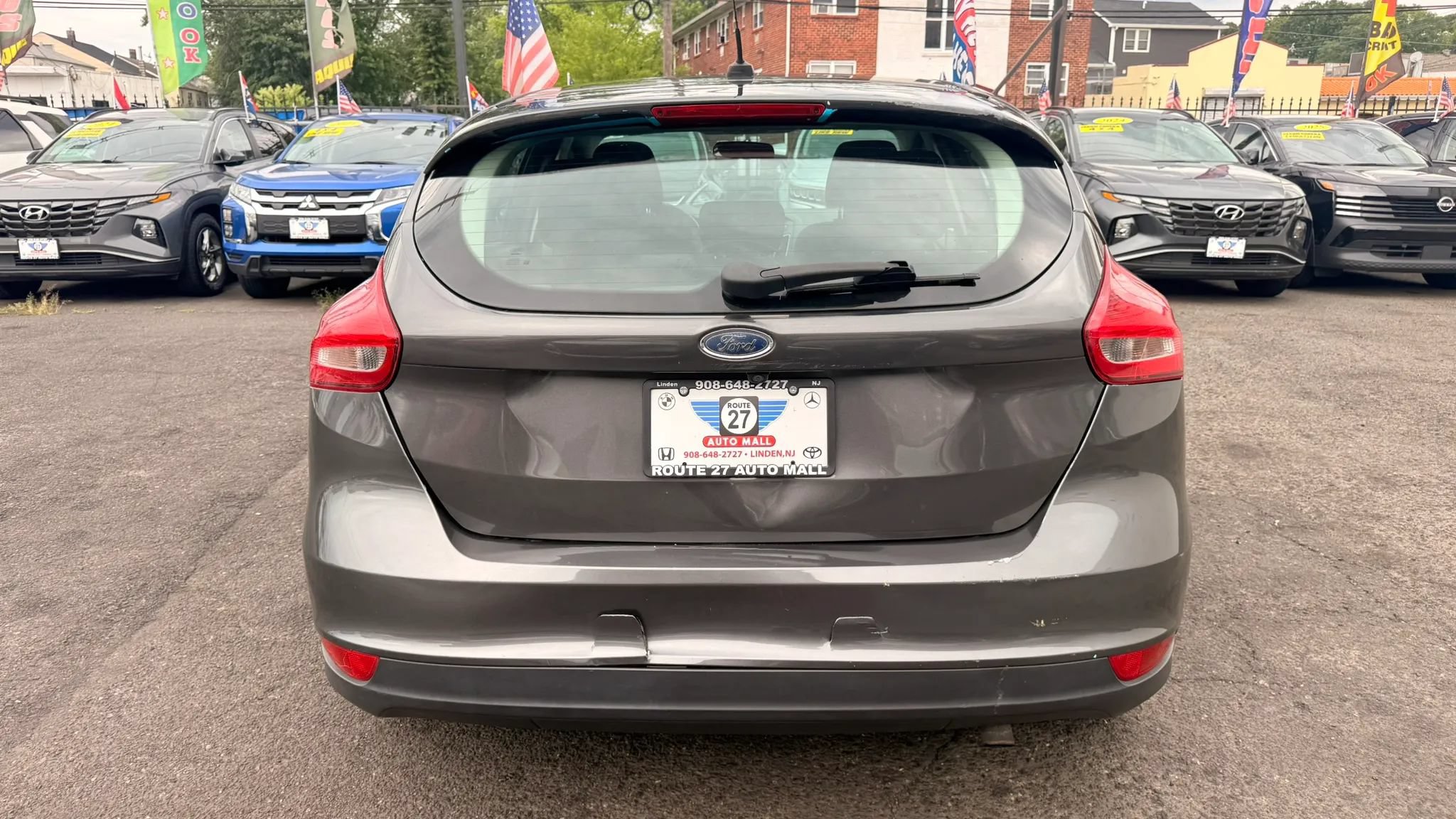 Used 2016 Ford Focus SE FWD image 6