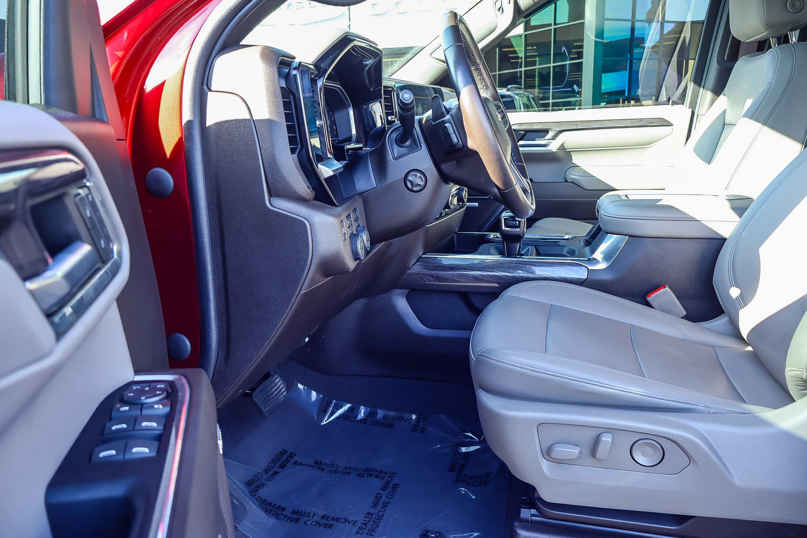 Certified 2022 Chevrolet Silverado 1500 LTZ image 2