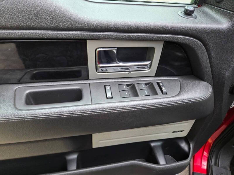 Used 2011 Ford F150 Platinum AWD/4WD image 24