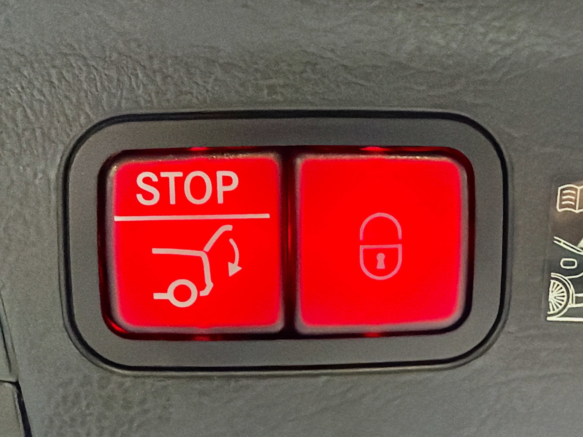 Used 2025 Mercedes-Benz GLE 63 AMG S image 14