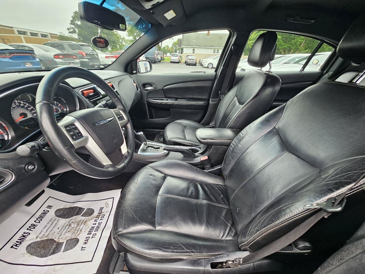 Used 2014 Chrysler 200 Limited FWD image 19