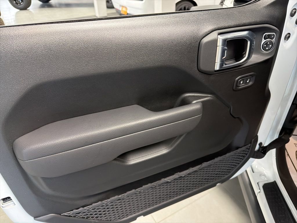 New 2026 Jeep Wrangler Willys image 9