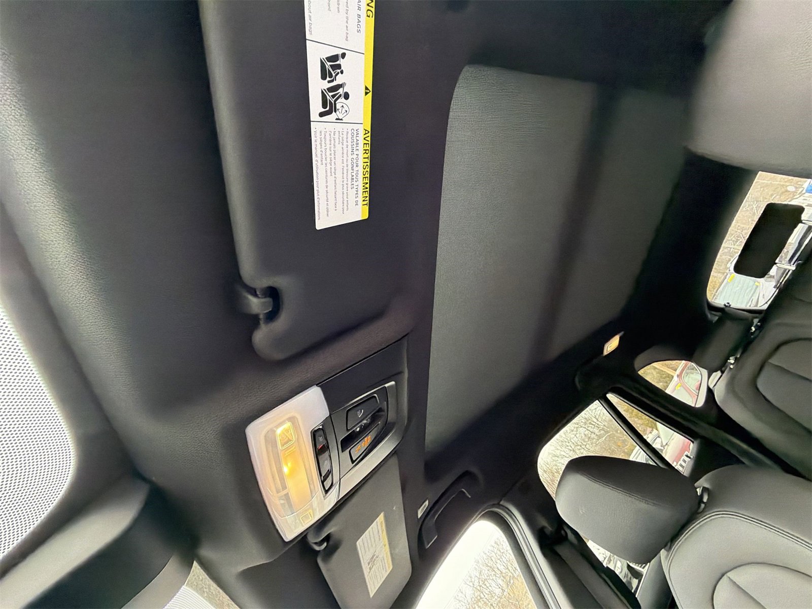 Used 2019 BMW X1 xDrive28i w/ Convenience Package image 18