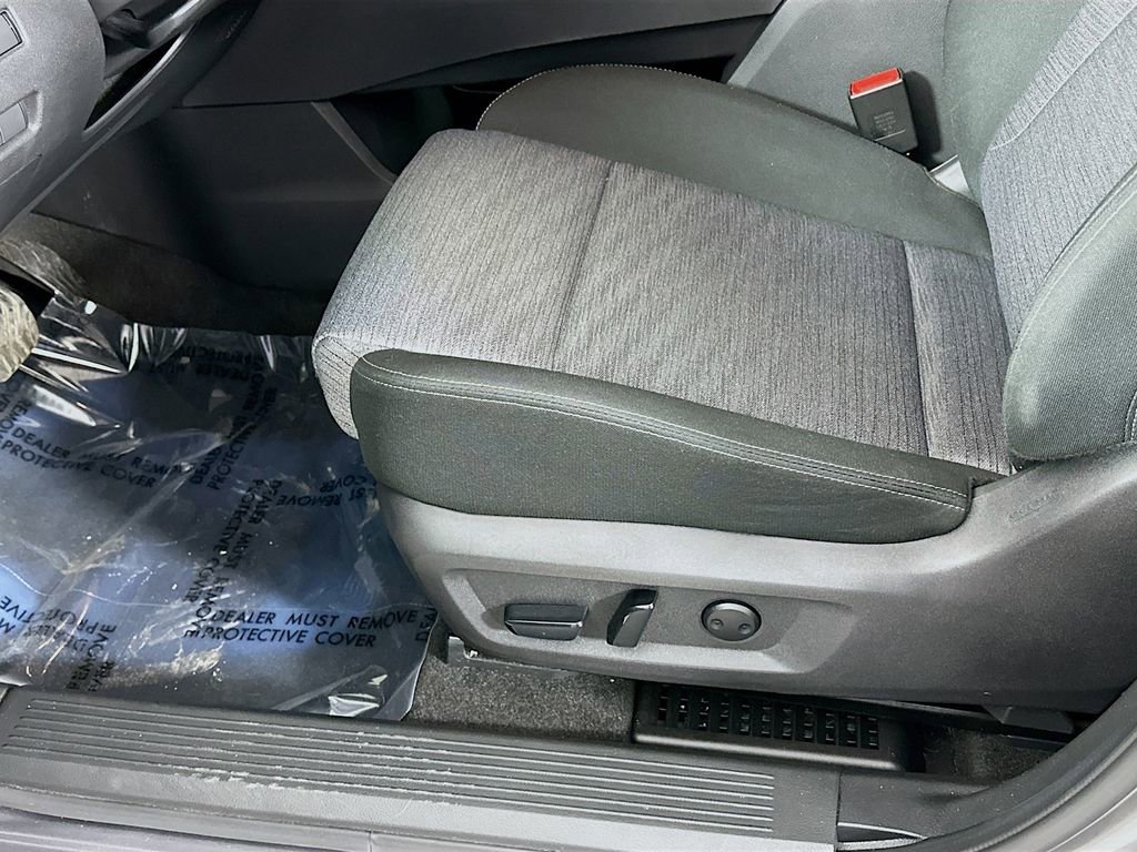 Certified 2023 Nissan Rogue SV image 28