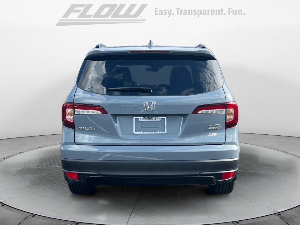 Certified 2022 Honda Pilot Sport image 6