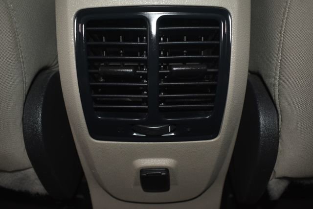 Used 2017 Ford Escape SE FWD image 31