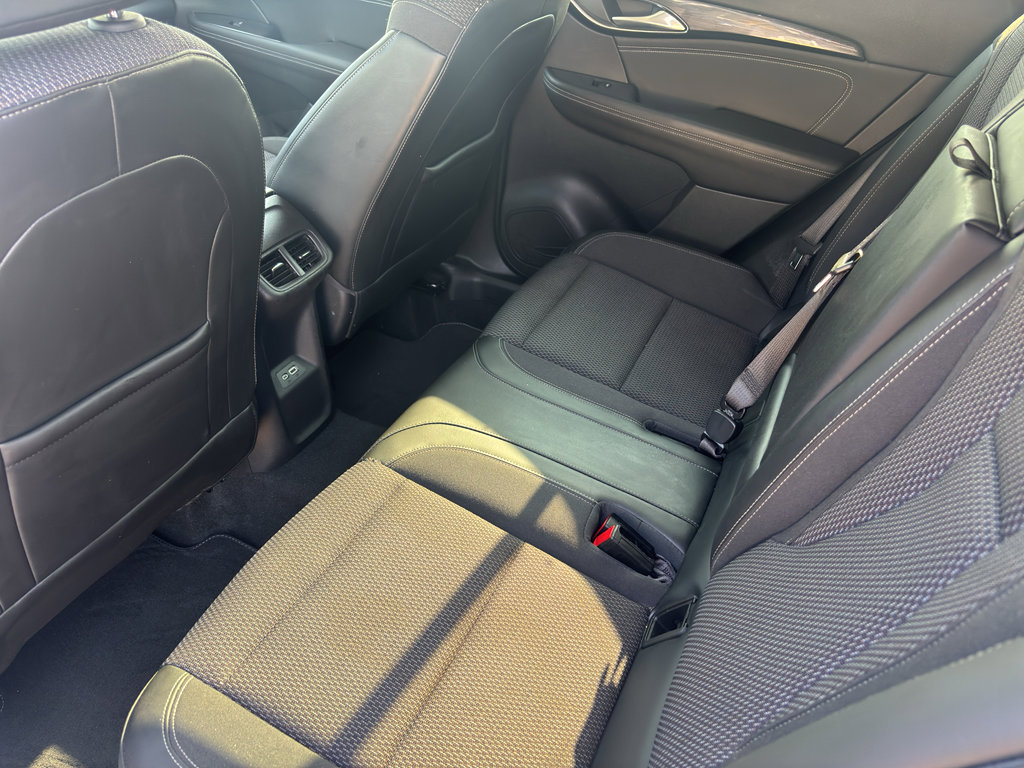 Used 2021 Buick Envision Preferred image 6