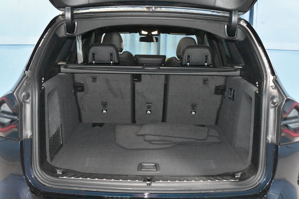 Certified 2024 BMW X3 xDrive30i w/ Premium Package image 29