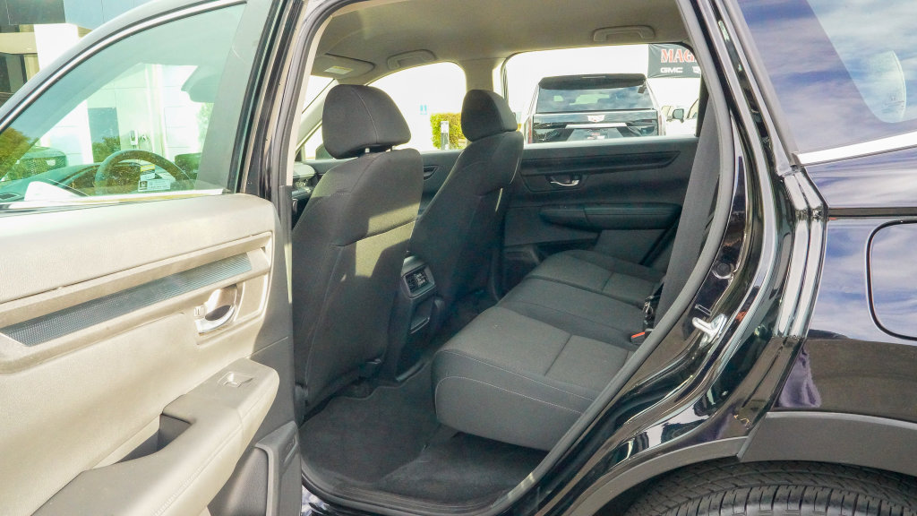 Used 2024 Honda CR-V LX image 11