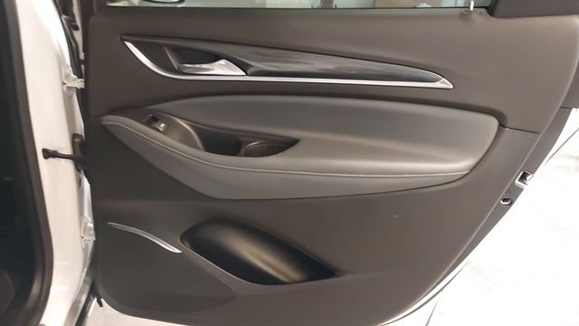 Used 2022 Buick Enclave Essence FWD image 39