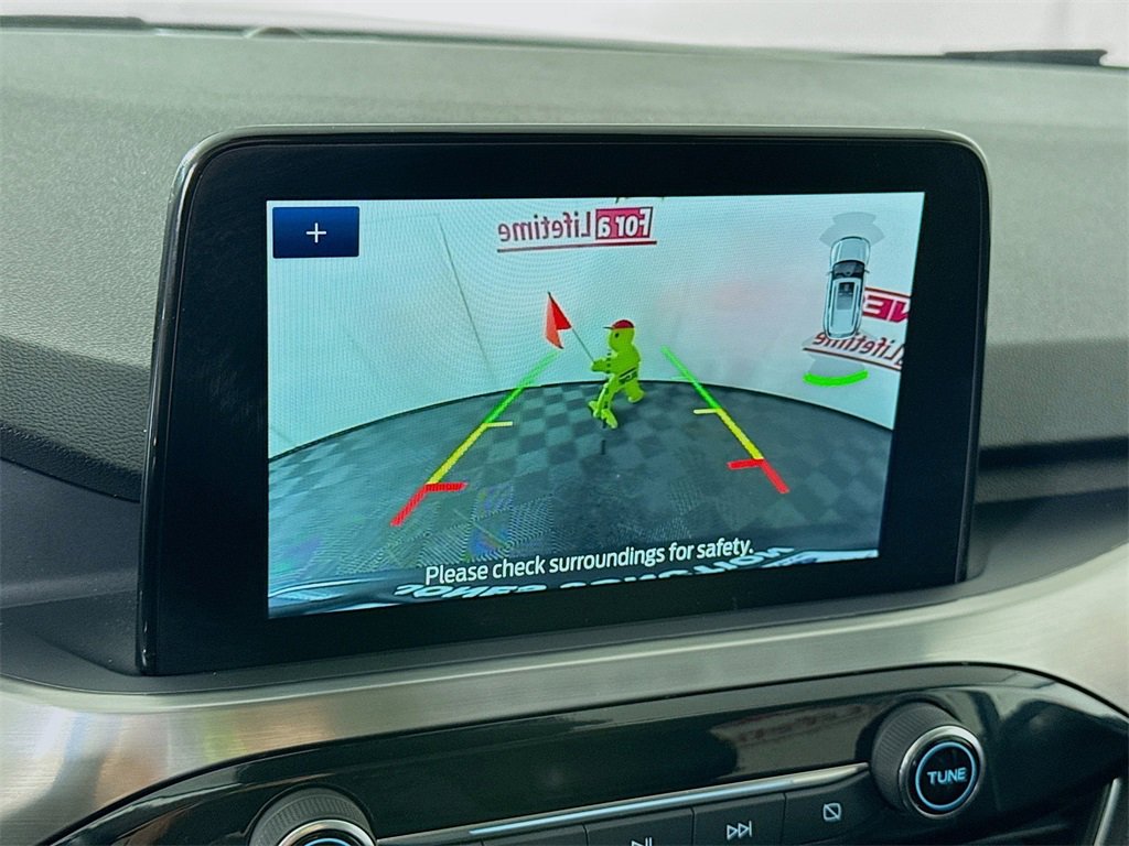 Used 2022 Ford Escape Titanium w/ Class II Trailer Tow Package image 6