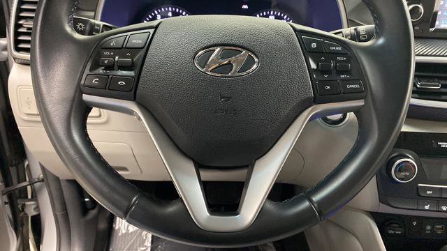 Used 2020 Hyundai Tucson Sport w/ Cargo Package AWD/4WD image 16