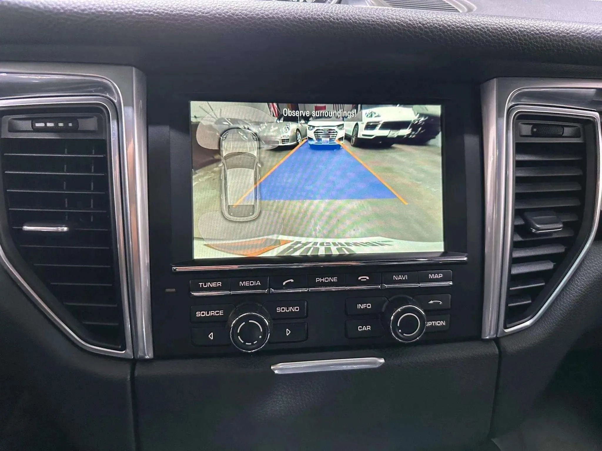 Used 2016 Porsche Macan S image 47