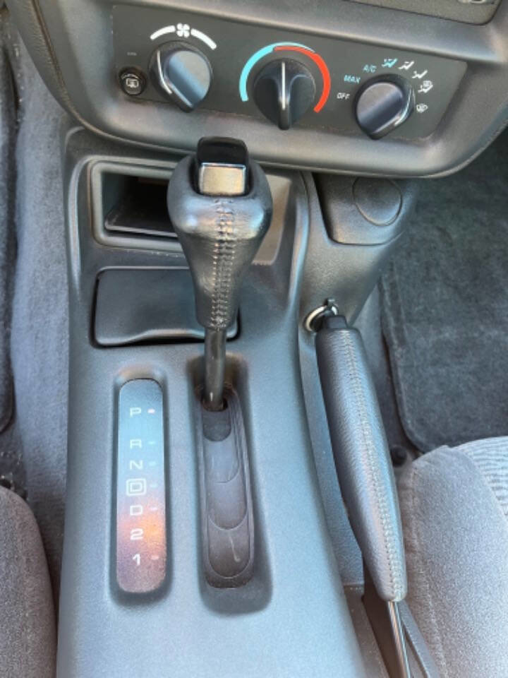 Used 1997 Chevrolet Camaro Z28 w/ Preferred Equipment Group 2 RWD image 17