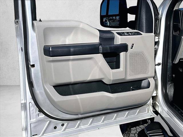 Used 2019 Ford F250 XL w/ STX Appearance Package AWD/4WD image 17