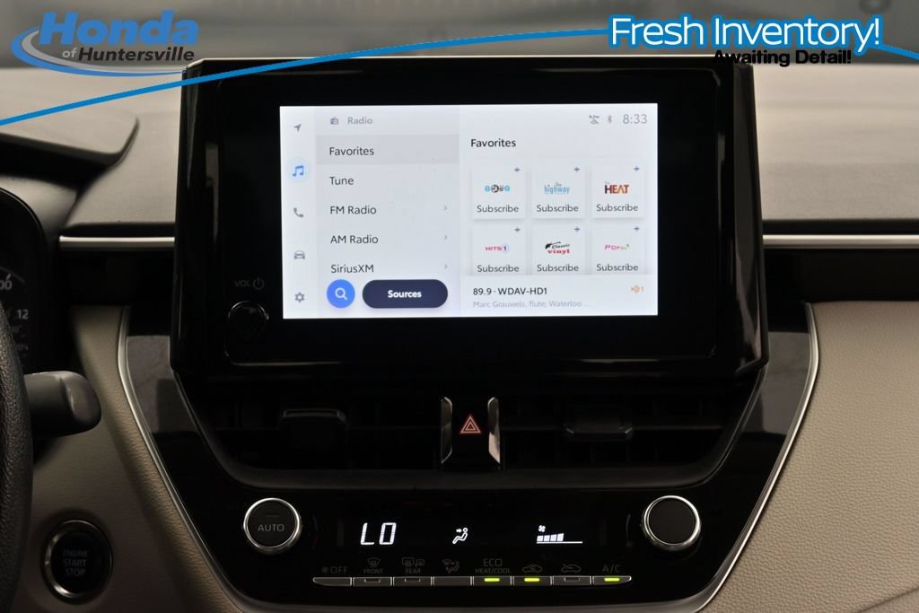 Used 2025 Toyota Corolla LE w/ Convenience Package FWD image 15