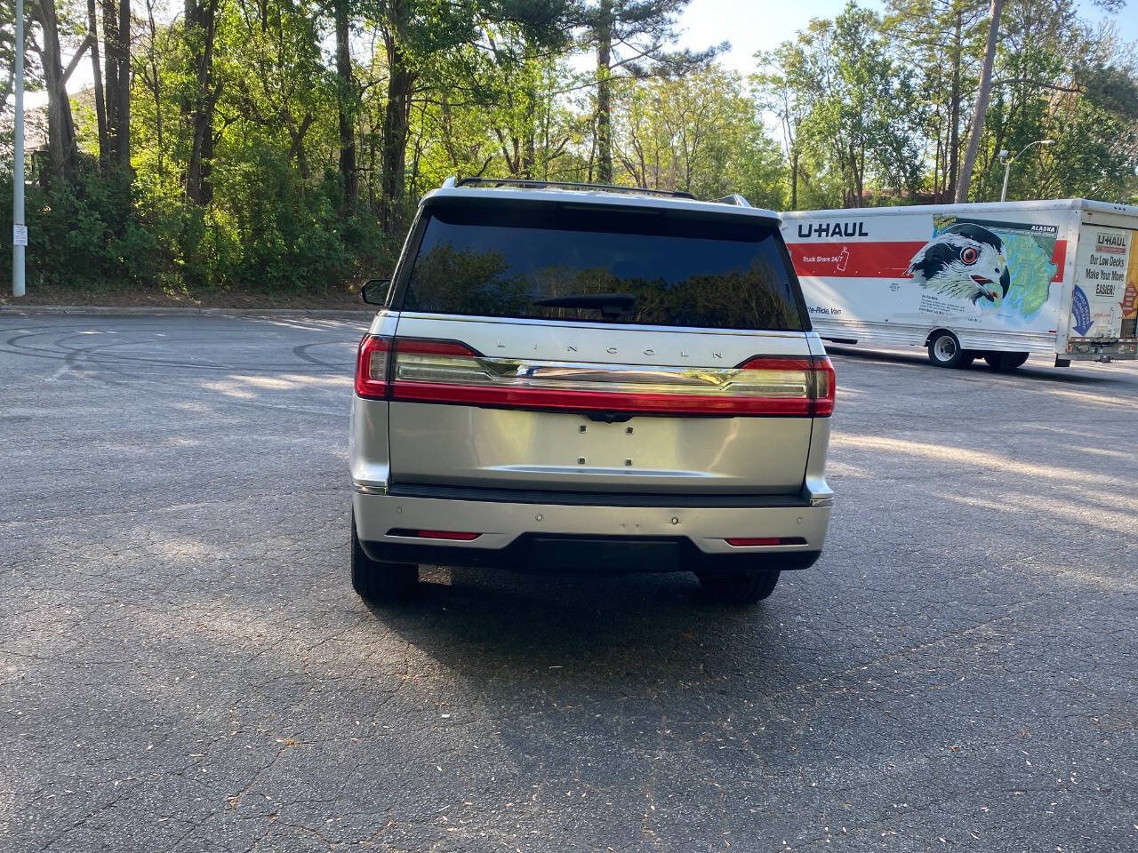 Used 2019 Lincoln Navigator Reserve AWD/4WD image 6