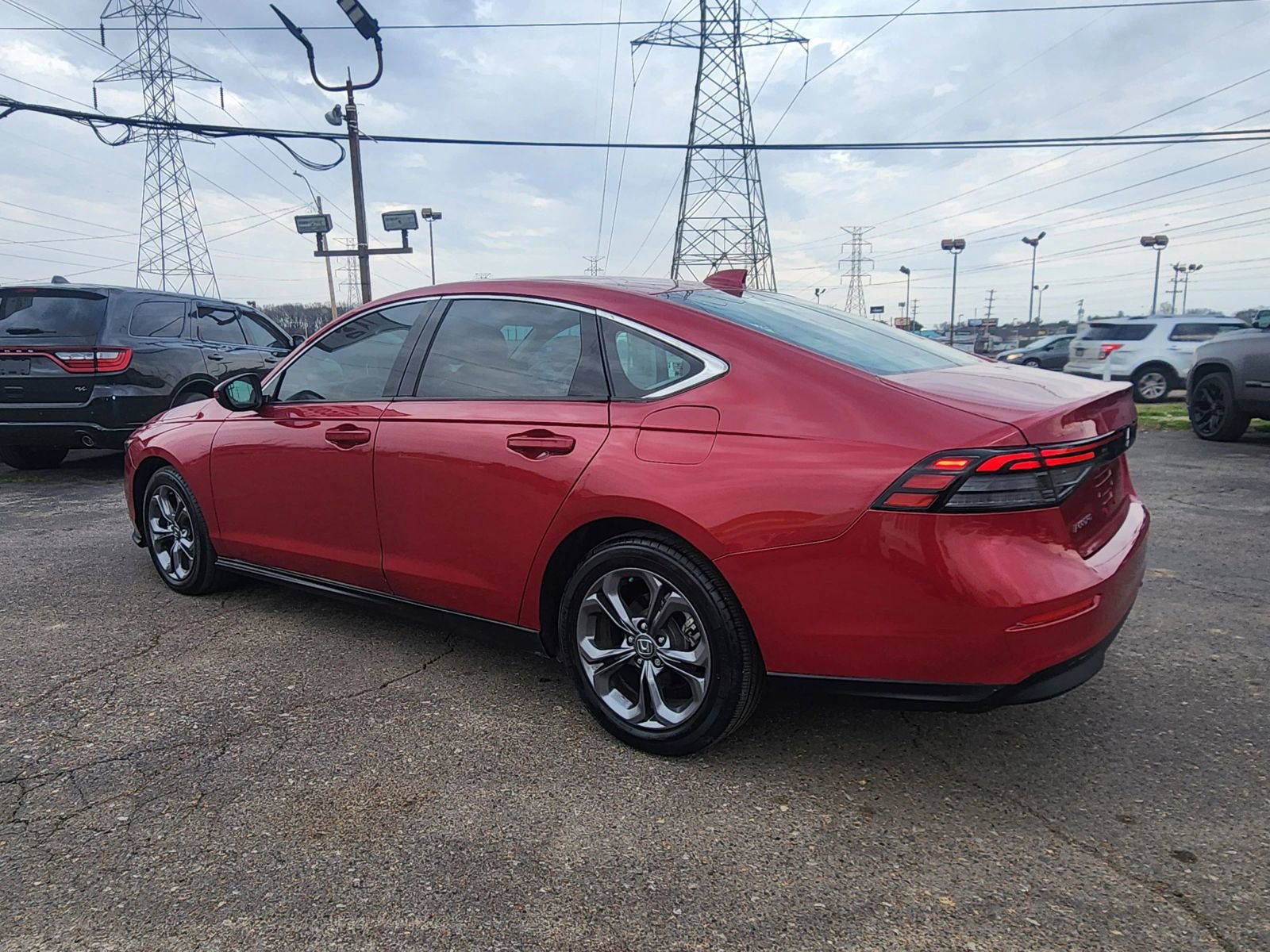 Used 2024 Honda Accord EX image 11