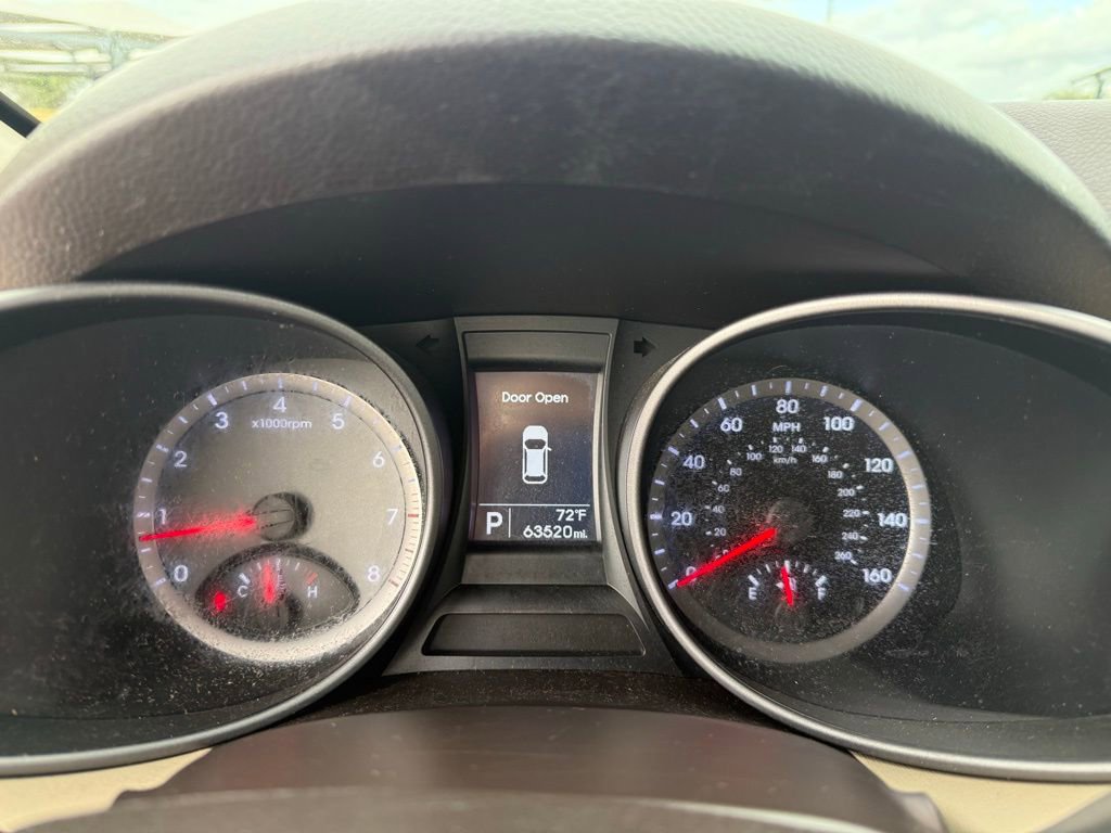 Used 2014 Hyundai Santa Fe Sport w/ Popular Equipment Package 02 image 17