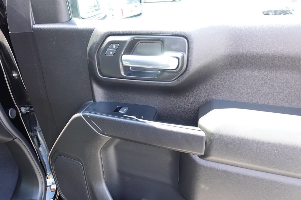 Used 2024 Chevrolet Silverado 1500 Custom AWD/4WD image 32