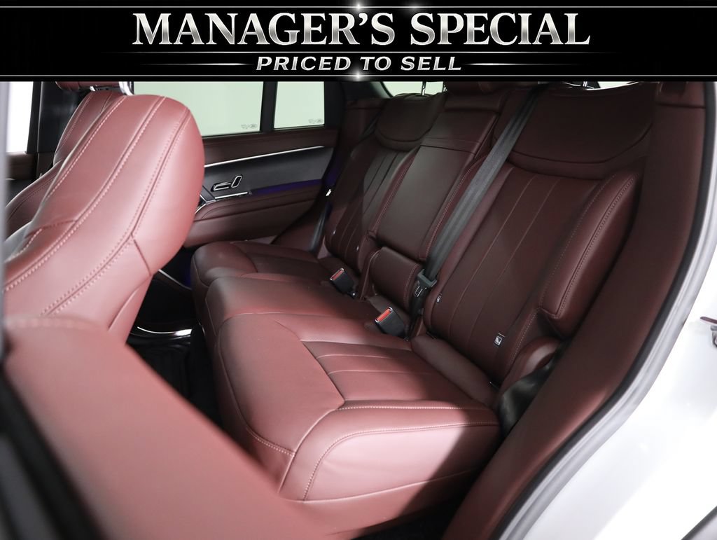 Used 2025 Land Rover Range Rover SE AWD/4WD image 54
