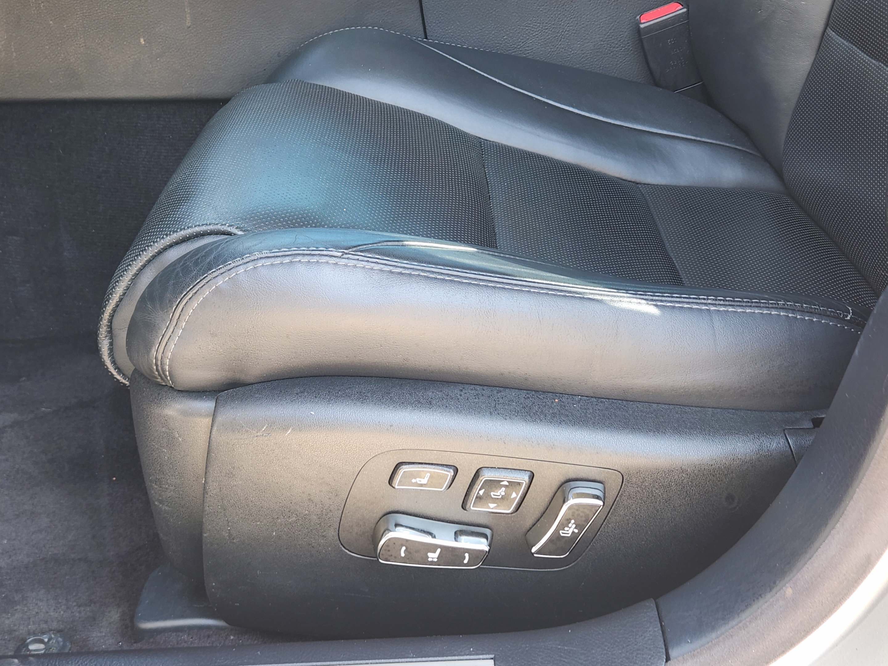 Used 2016 Lexus LS 460 L RWD image 23