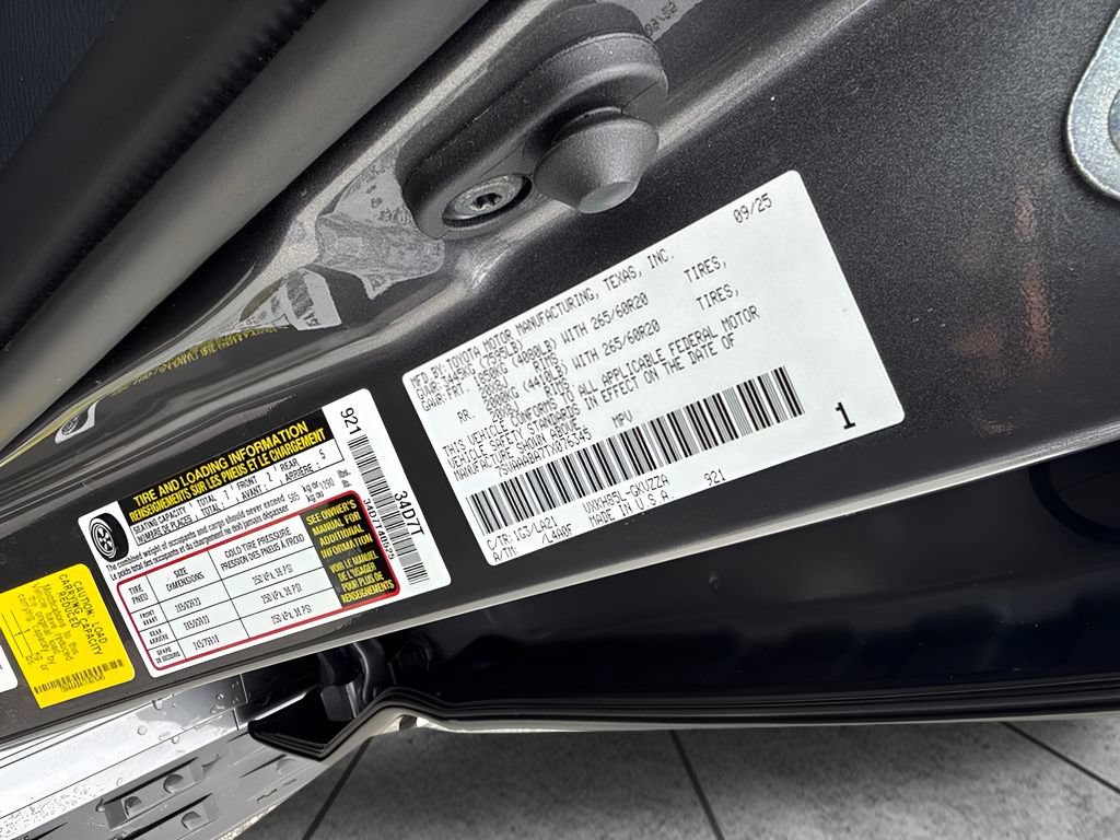 Used 2026 Toyota Sequoia Platinum AWD/4WD image 29