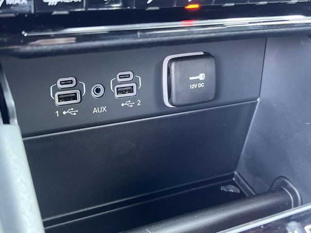 New 2025 Jeep Grand Cherokee Limited image 27