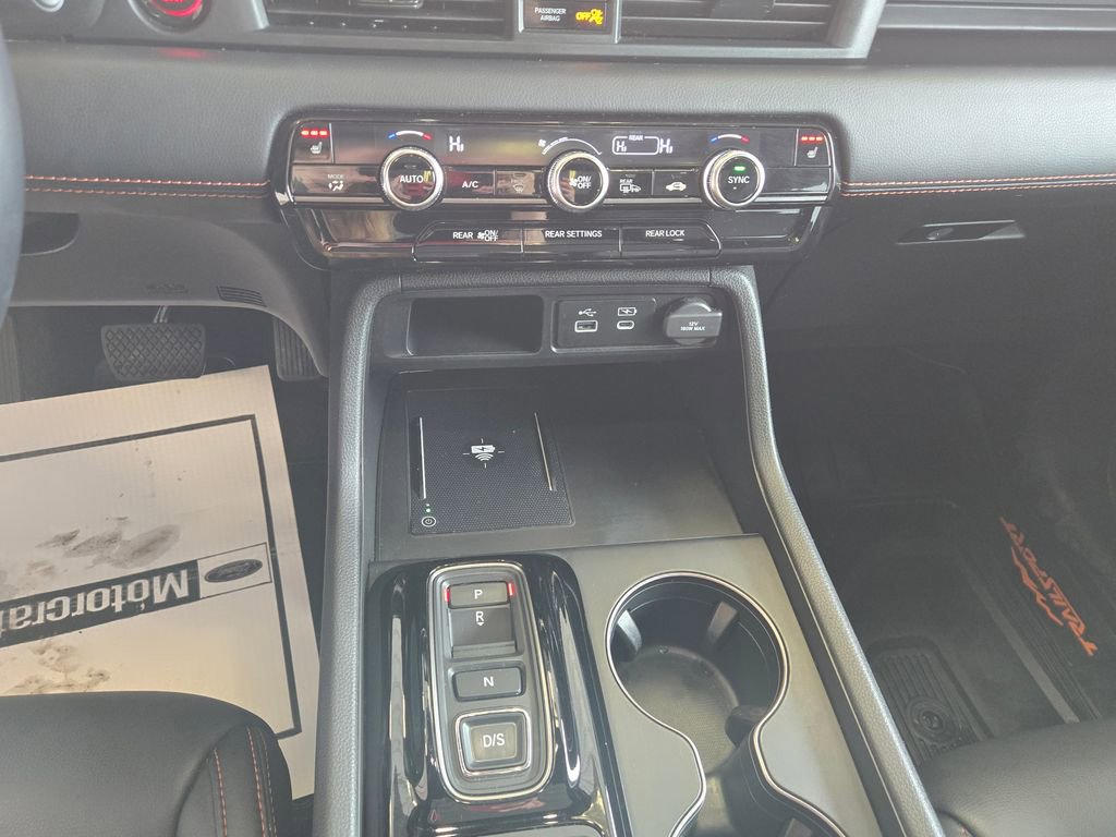 Used 2024 Honda Pilot TrailSport image 20