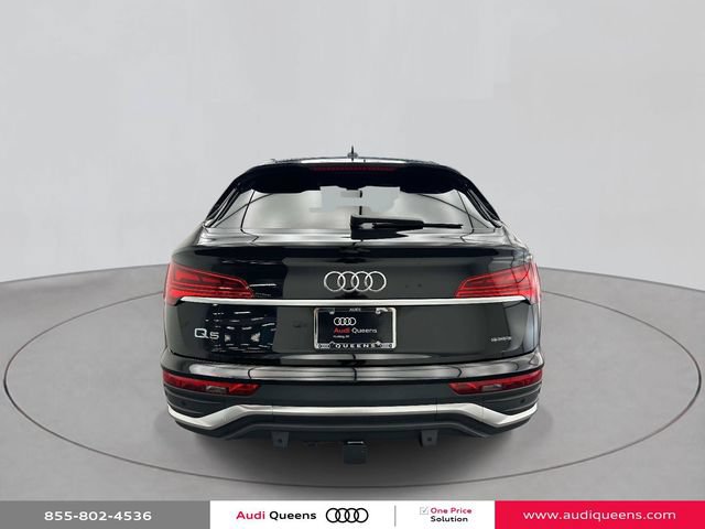 Certified 2023 Audi Q5 2.0T Premium w/ Convenience Package AWD/4WD image 3