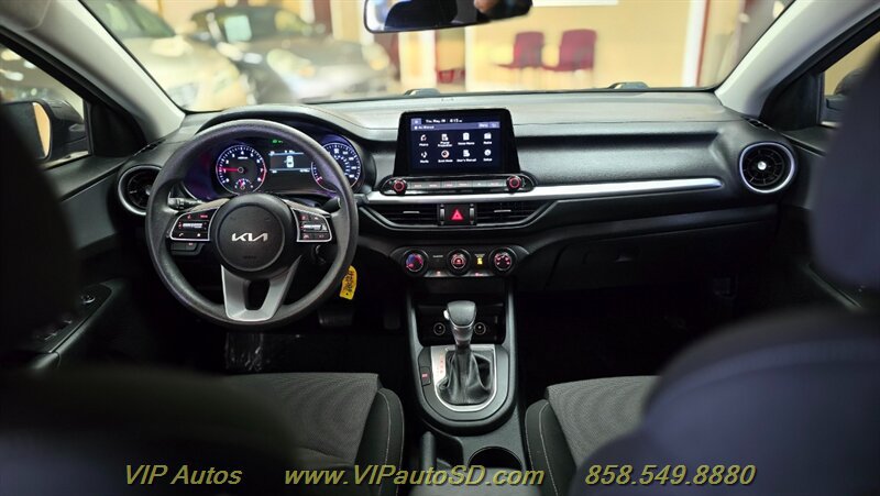 Used 2016 Kia Forte LX FWD image 18