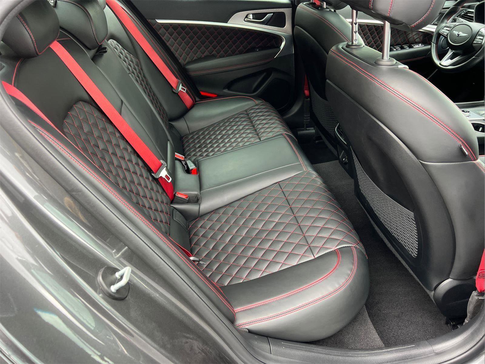 Used 2022 Genesis G70 3.3T image 16