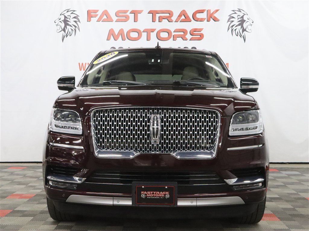 Used 2020 Lincoln Navigator Reserve w/ Equipment Group 201A Reserve AWD/4WD image 2
