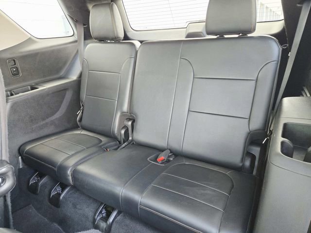 Used 2018 Chevrolet Traverse LT image 14