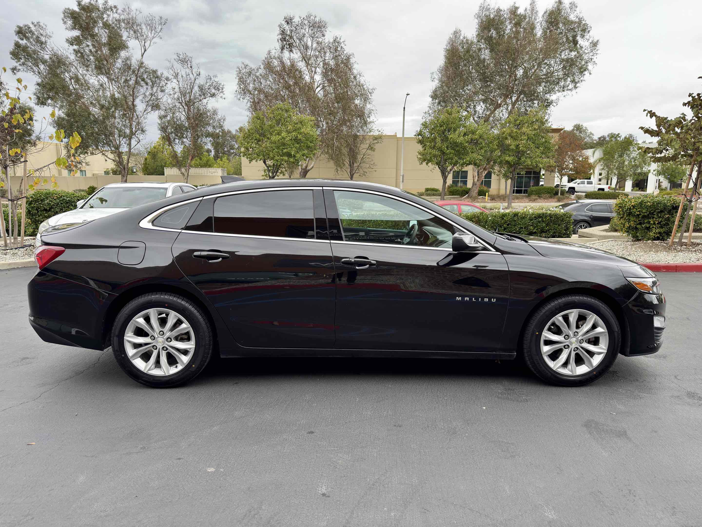 Used 2020 Chevrolet Malibu LT image 6