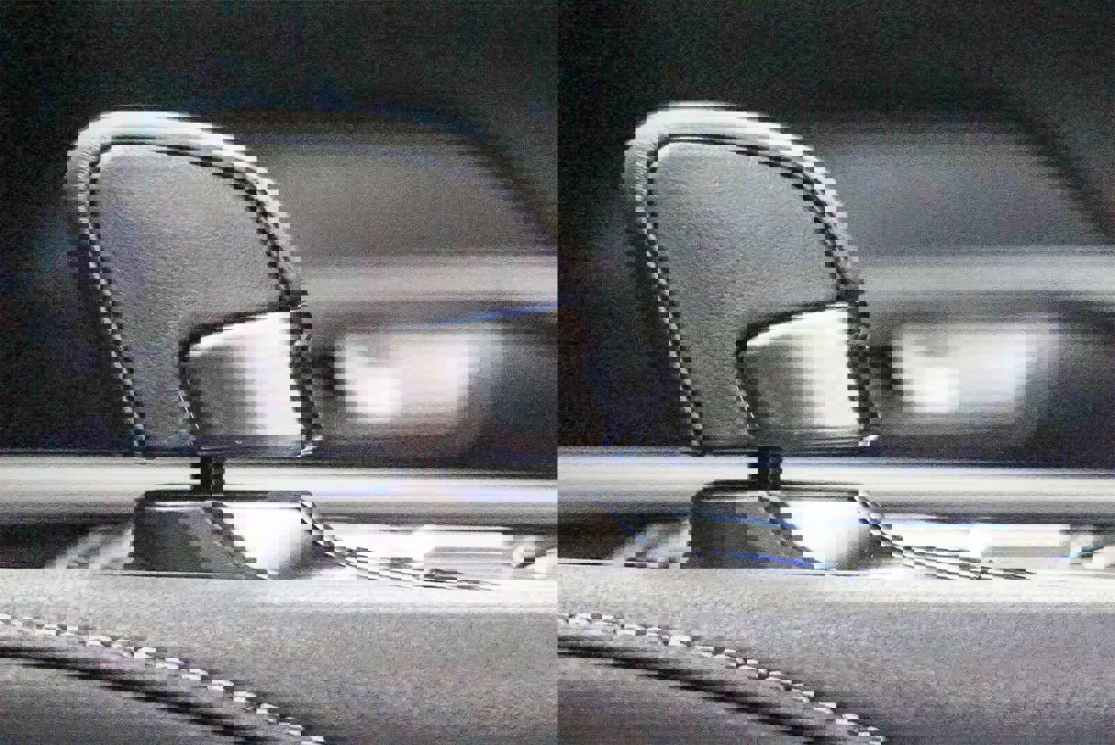 Used 2024 Lexus RX 450h Luxury w/ Convenience Package image 20