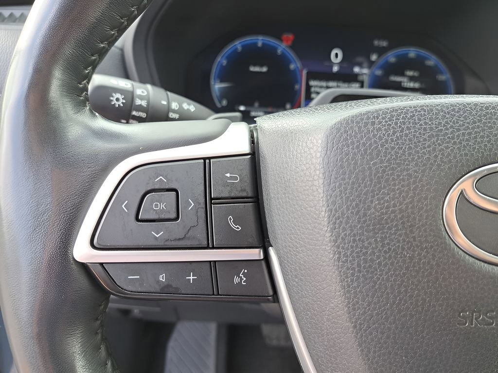 Certified 2024 Toyota Grand Highlander Platinum image 21