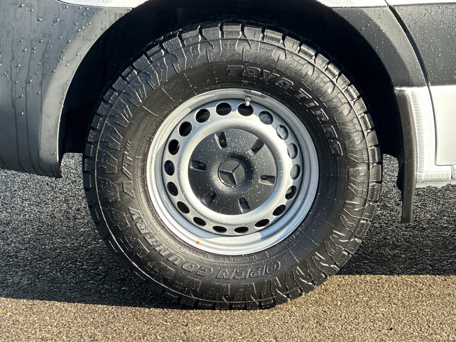 Used 2021 Mercedes-Benz Sprinter 1500 image 24