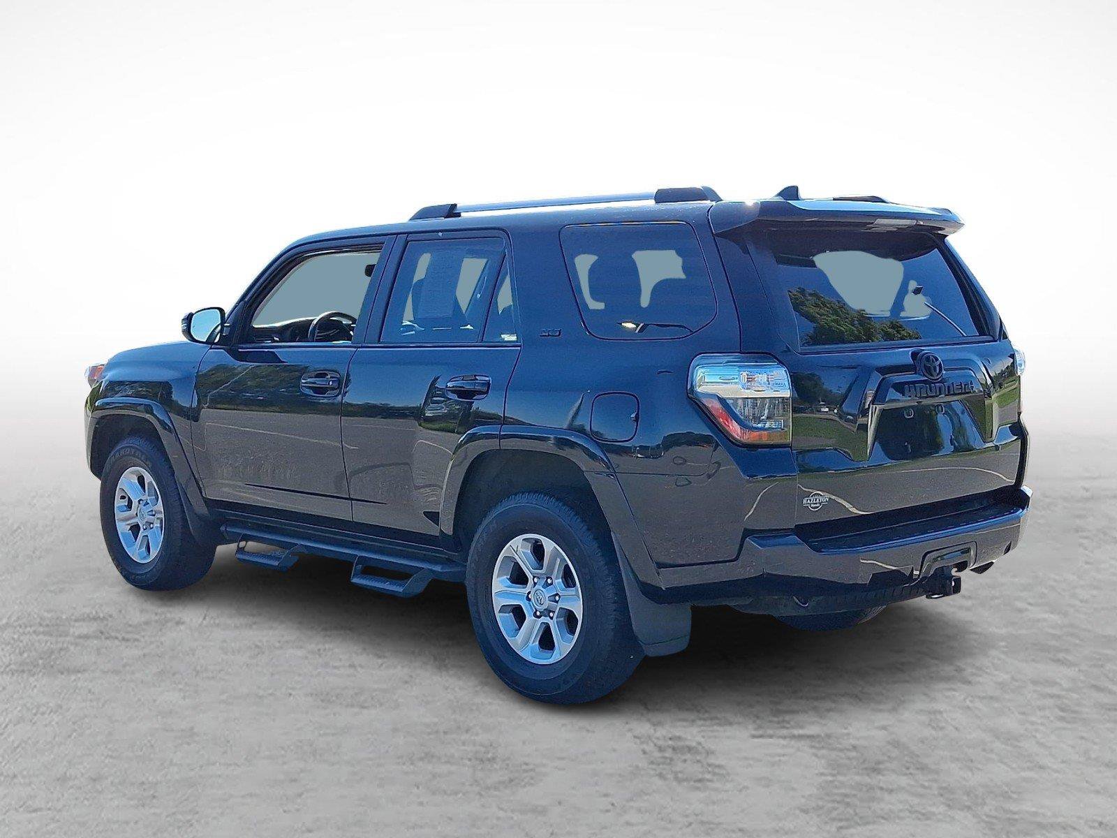 Used 2024 Toyota 4Runner SR5 Premium w/ Moonroof Package AWD/4WD image 4