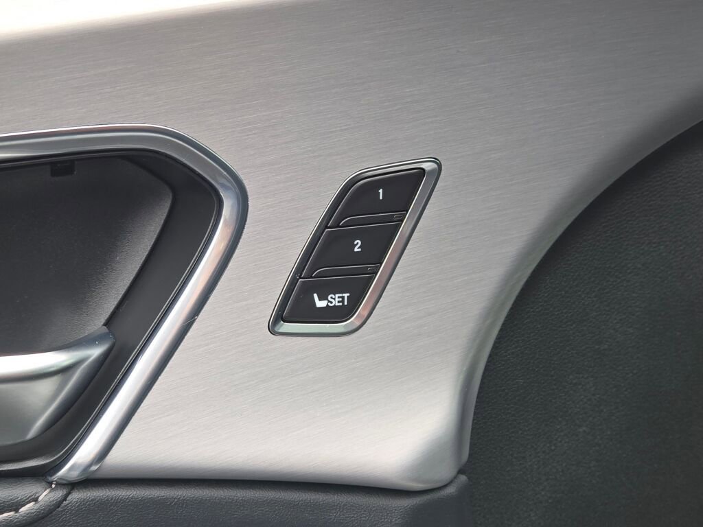 Certified 2023 Acura RDX w/ Technology Package image 31