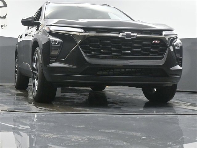 New 2026 Chevrolet Trax RS w/ Sunroof Package image 3