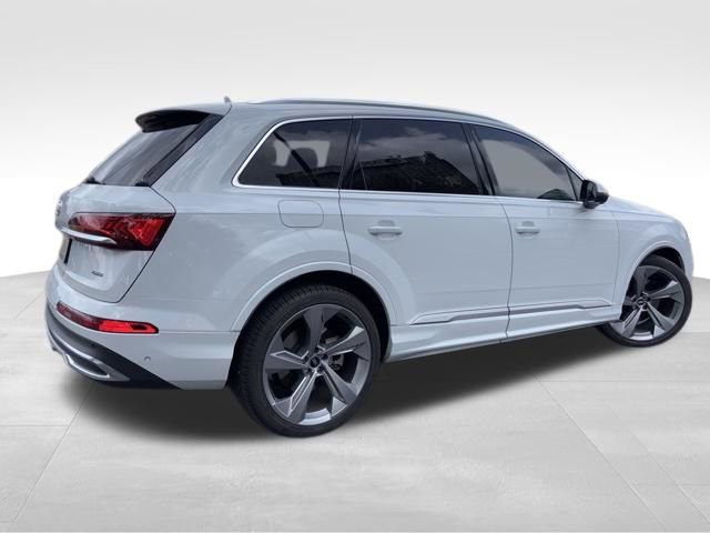 Used 2021 Audi Q7 3.0T Prestige image 11