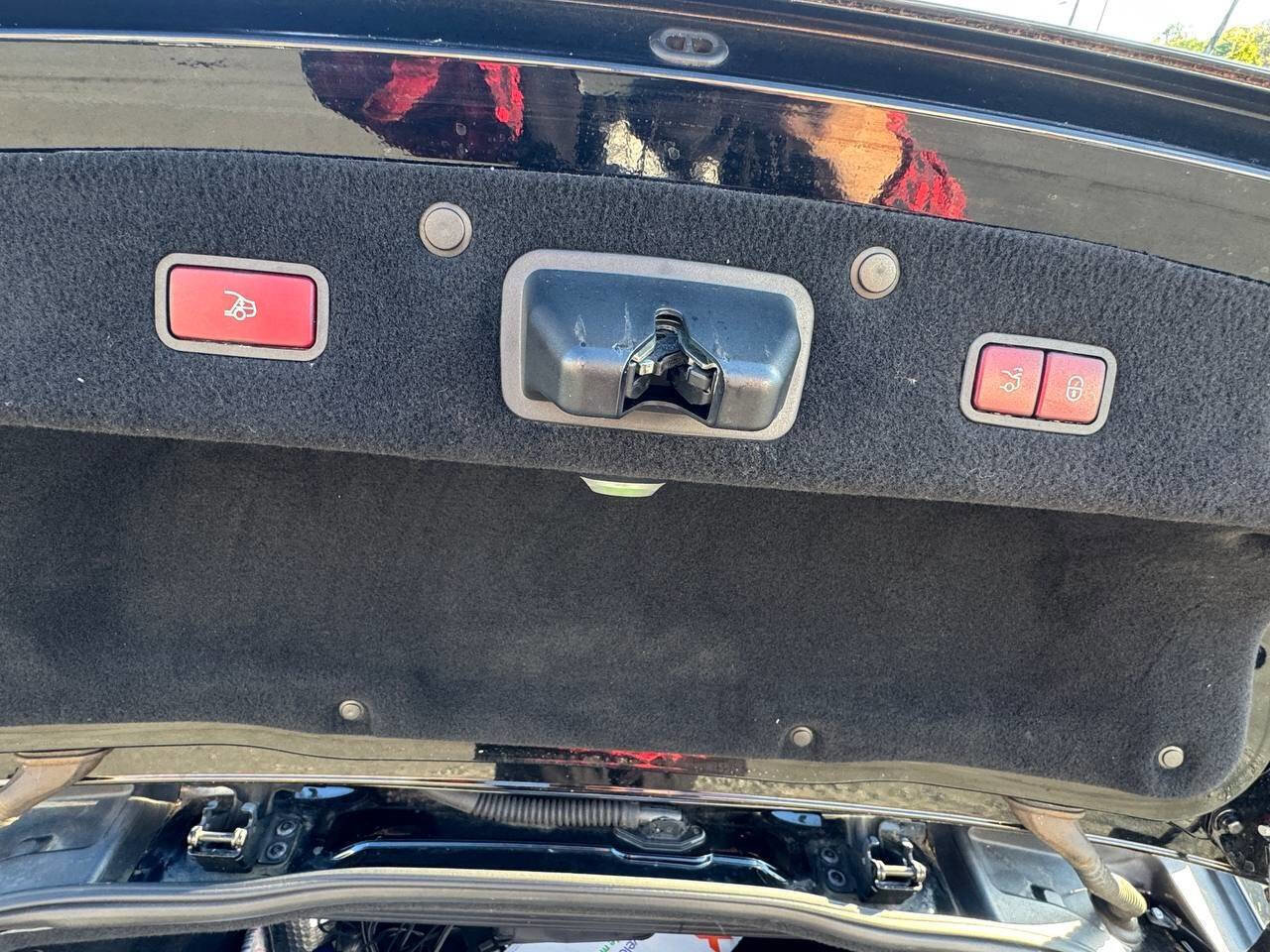 Used 2017 Mercedes-Benz S 550 Cabriolet image 18