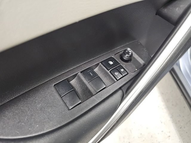 Certified 2024 Toyota Corolla Cross L AWD/4WD image 13