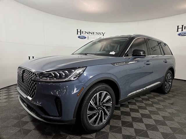 New 2026 Lincoln Aviator 2WD image 2